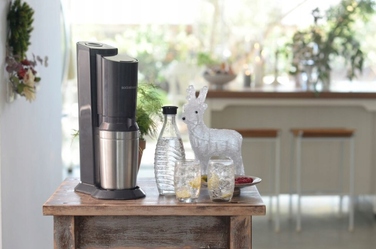 Сифон для води SodaStream Crystal 2.0, скляний графин + балон CO2, чорний