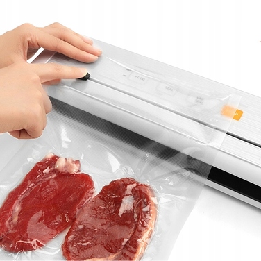 Вакууматор для продуктів з набором пакетів