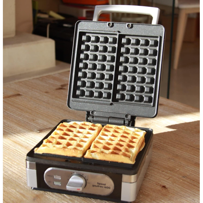 Електричний вафельниця LITTLE BALANCE 8384 Speed Waffeln - для приготування бельгійських вафель, 1400 Вт, сріблястий металік