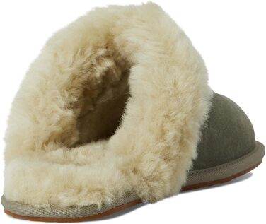 Жіночі домашні капці UGG Scuffette II Metallic Spots, мохово-зелений/латунь, розмір 42 EU