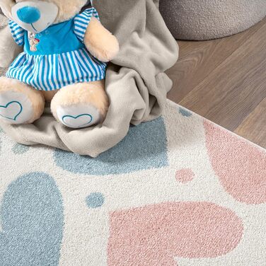 Дитячий килим Beat Kids сучасної колекції, м'який, круглої форми (120 см), колір кремовий з кольоровими серцями, стійкий до вицвітання та легкий у догляді