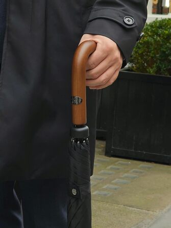 Чорний парасолька Fulton Huntsman, 106 см – надійний захист від дощу