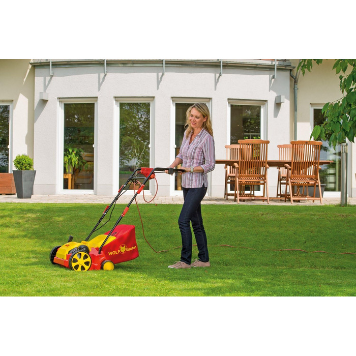 Електричний вертикутер WOLF-Garten V A 303 E, 1200 Вт, аератор для газону