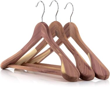 Дерев'яні вішалки з кедра Hangerworld, 45 см, широкі плечі, захист від молі для шафи, 3 шт.