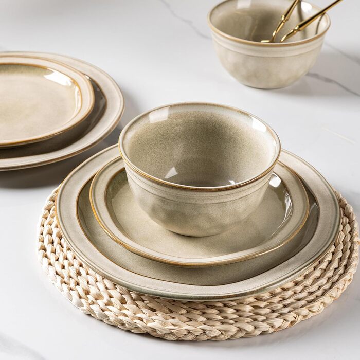 GBHOME Набір посуду з кераміки (12 предметів), керамічний, ручної роботи, реактивна глазур, тарілки та миски, стійкий до сколів та тріщин, придатний для миття в посудомийній машині та використання в мікрохвильовці, набір посуду на 4 особи, білий