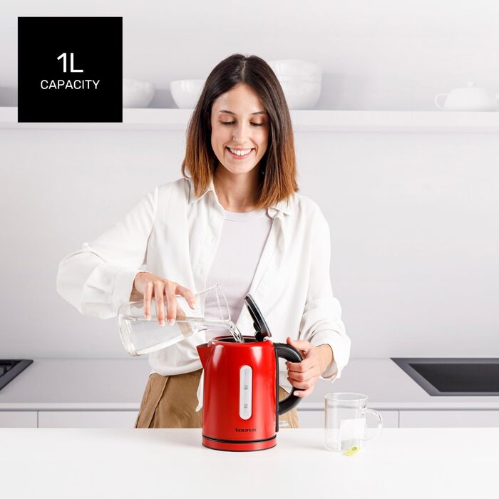 Електричний чайник Taurus Vintage Compact Red 2400W, 1л, 360° обертання, автоматичне відключення, LED-дисплей, без BPA, нержавіюча сталь, індикатор рівня води, ретро-дизайн, червоний