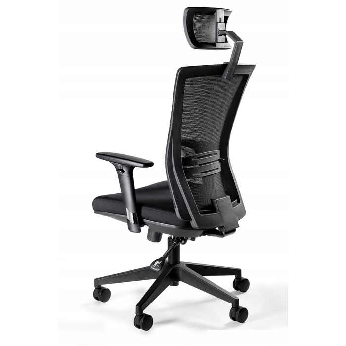 Ергономічне офісне крісло ERGONIC: чорне, обертове, з синхромеханізмом та підвищеним комфортом
