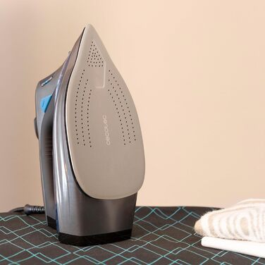 Праска Cecotec IronHero 3100 бездротова, 3100 Вт, Power Steam, 35 г/хв, 190 г імпульс, Turbo Slide підошва, автовимкнення, LCD