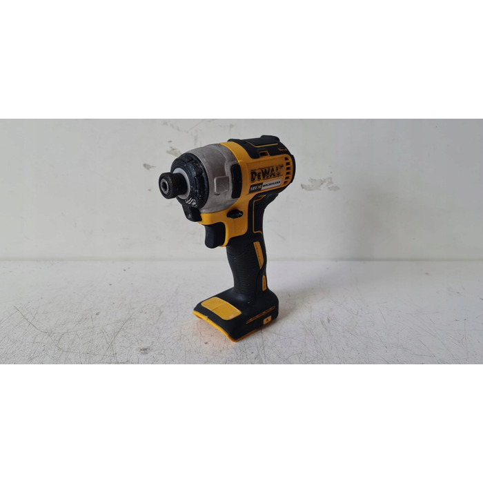 Ударний шурупокрут DeWalt DCF787N 18V 170Nm (без АКБ та ЗУ)