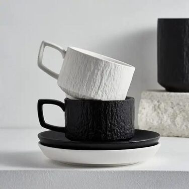 Набір з 4 чашки для еспресо Saumo з підставками, кераміка, 100 мл, чорний колір, сучасний дизайн. Ідеально для еспресо та кавових напоїв вдома, в офісі та на особливих заходах.