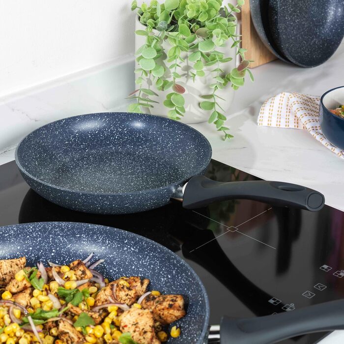 Сковорода Russell Hobbs Nightfall Stone 20 см з антипригарним покриттям, індукційна, з бакелітовою ручкою | Антипригарна, для омлетів