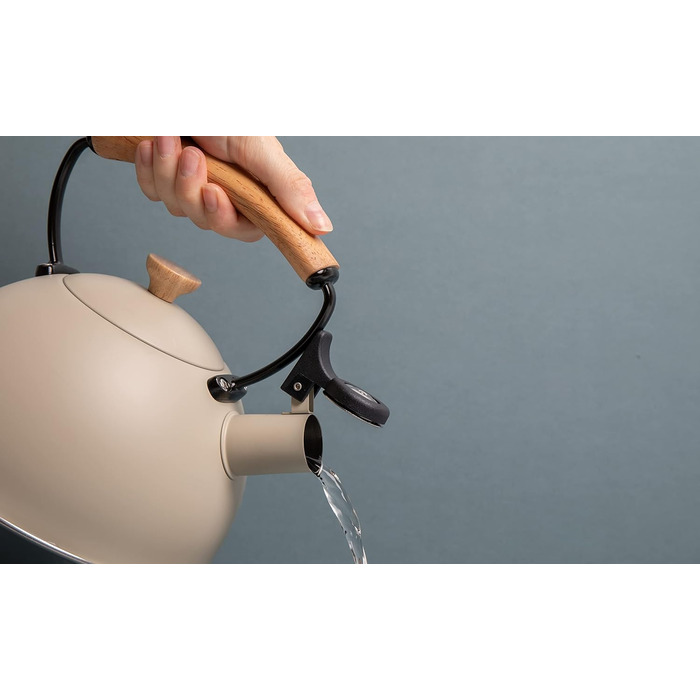 Кавоварка La Cafetière для лате з дерев'яною ручкою, 2.5 л, нержавіюча сталь, кремового кольору