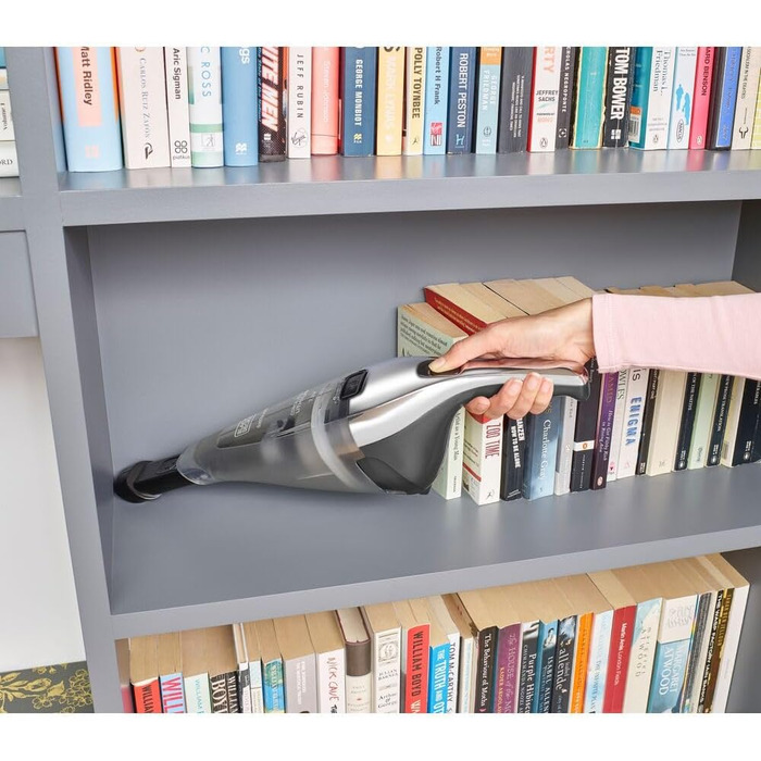 Акумуляторний пилосос ручний BLACK+DECKER Dustbuster NVC220WBC 7.2V (1.5Ah), сірий металік, 385 мл, без мішка, з насадкою для щілин та док-станцією