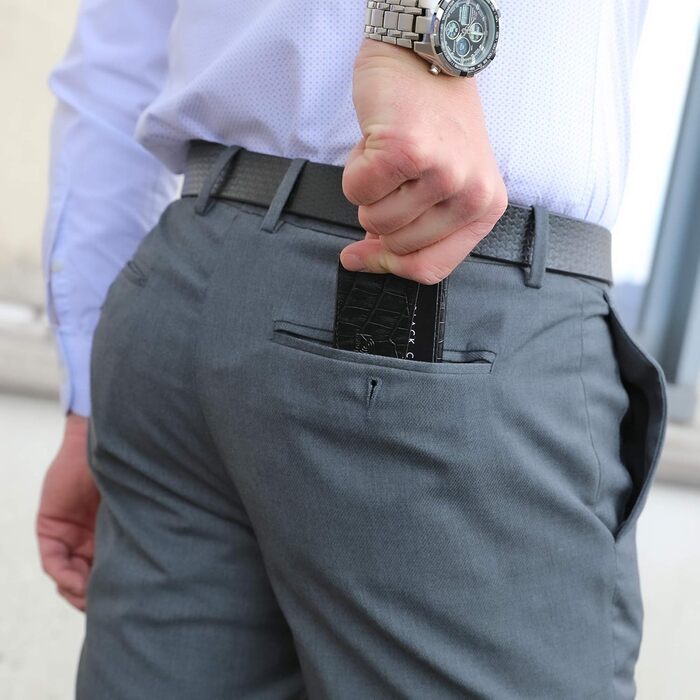 Кредитне картхолдер Solo Pelle Mech | Шкіряний картхолдер з RFID захистом | Чорний крокодил