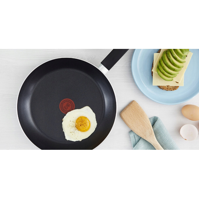 Сковорода Tefal Simplicity з кришкою, антипригарна, чорна, 24/28/30 см