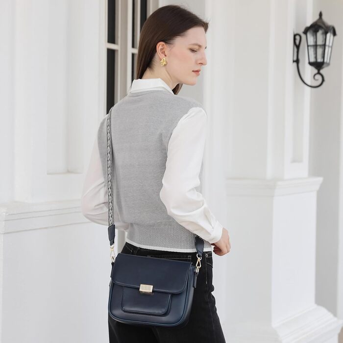 Сумка жіноча Miss Lulu середнього розміру через плече з екошкіри та замші вінтажний блакитний (2513)