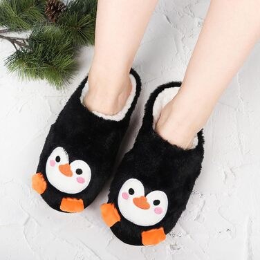 Тапочки жіночі зимові подарунок для жінок. Теплі, м'які, з плюшем, антиковзні, з принтом пінгвіна (40/41 EU)