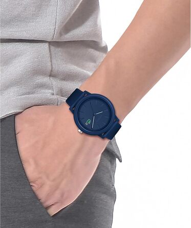 Годинник Lacoste Analog Quarzuhr для чоловіків з колекції Lacoste.12.12. Стильний силіконовий ремінець з текстурою Petit Piqué (Чоловічий, Navy)