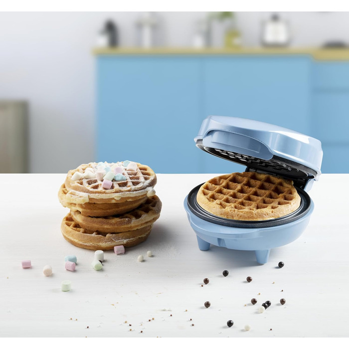 Bestron Mini-Waffeleisen: компактний вафельниця для класичних вафель з антипригарним покриттям, 550 Вт, блакитний колір, ідеально для свят та дітей