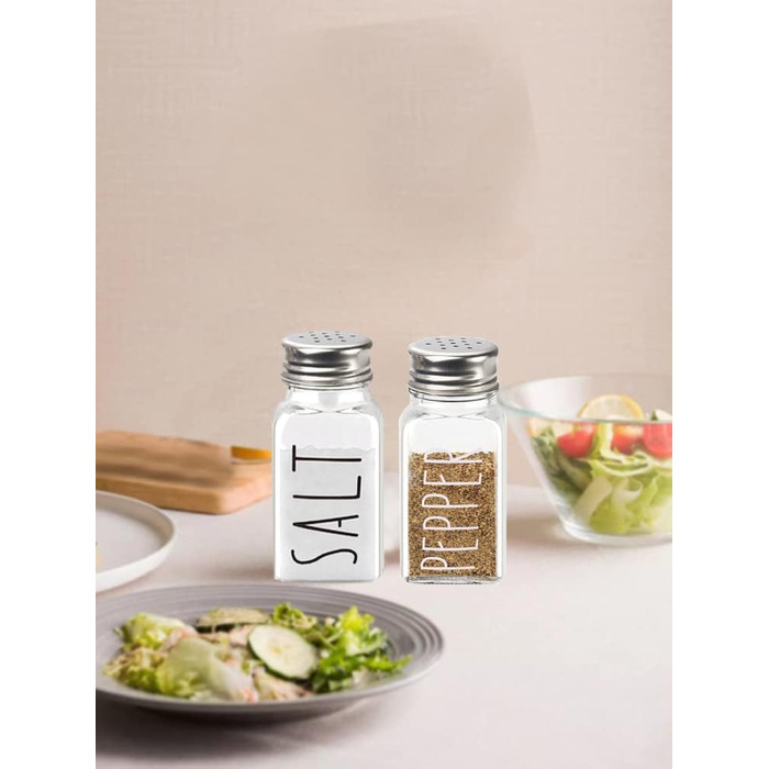 Farmhouse Salt and Pepper Shaker Set, Clear Glass, Cute, Gift for Women, Wedding Decoration, No Rubbing