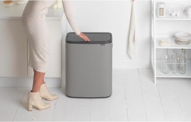 Відро для сміття Brabantia біле, 60 літрів, з внутрішнім відром (сірий мінеральний бетон)