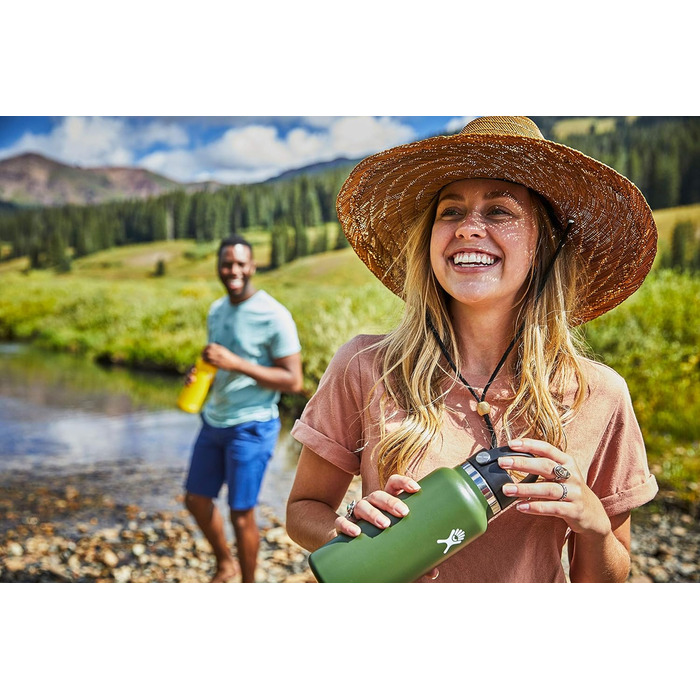 HYDRO FLASK - 1180ml (40oz) Water Bottle - Insulated Stainless Steel Water Bottle - Sports Bottle with Leak-Proof Flex Cap Lid & Strap - Dishwasher Safe Thermos - Wide Mouth Opening - (Fog, 1183 ml)