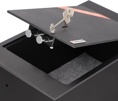 Вбудований сейф для підлоги з ключовим замком Tresor – 4L, 13x39x21 см (зовнішні розміри), 12x33x17 см (внутрішні розміри)