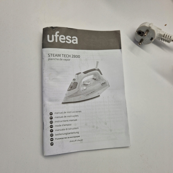 Парова праска Ufesa Steam Tech 2800, 2800 Вт
