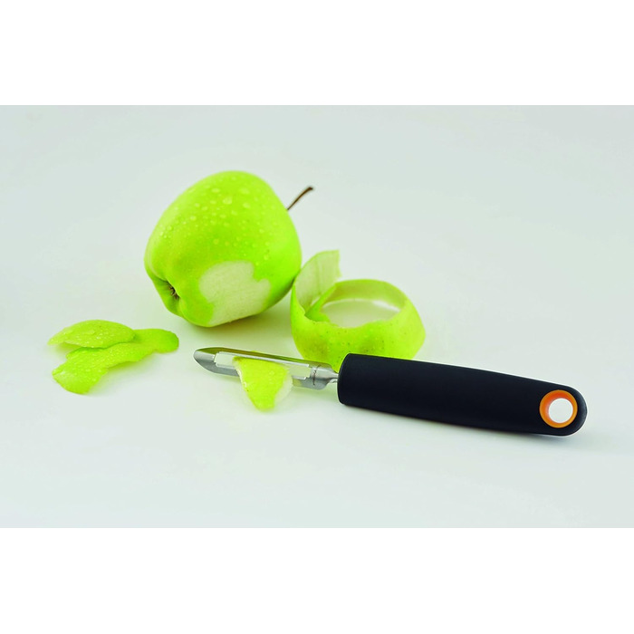 Овочечистка Fiskars Functional Form 15 см, сталь/пластик, чорна (1016122)
