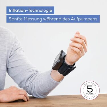 Тонометр Beurer BC 54 на зап'ясті з технологією Inflation, індикатор ризику, визначення аритмії, об'єм зап'ястя 13,5-21,5 см, з додатком, передача даних до Apple Health та ін. 2 x 60 місця для зберігання даних