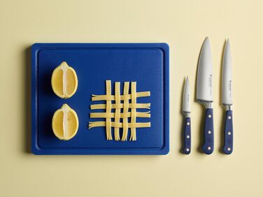 Кухонний ніж для шеф-кухаря Wüsthof Classic, 16 см, чорно-синій
