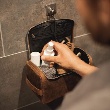 Сумка для косметики DONBOLSO® Helsinki I з натуральної шкіри коричневого кольору, для чоловіків та жінок, з можливістю підвішування