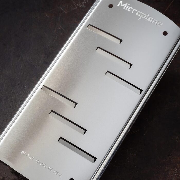 Терка Microplane для сиру, шоколаду та трюфелів, нержавіюча сталь, Made in USA