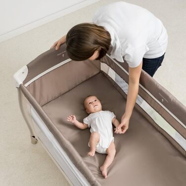 Hauck Baby Travel Cot Babycenter Zoo - including newborn insert, changing pad, play arch with mobile, storage compartment, wheels, mattress, carry bag (height adjustable & foldable)