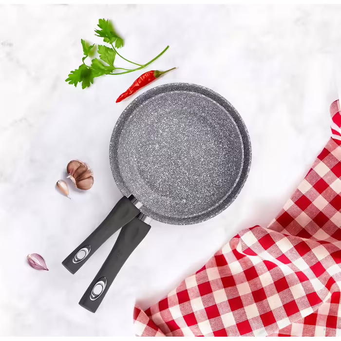 Aeternum Madame Petravera 3.0 Frying Pan Set made of Aluminium, induction-compatible, 24/28 cm. Madame Petravera 3.0 (Full Induction) Single Pans