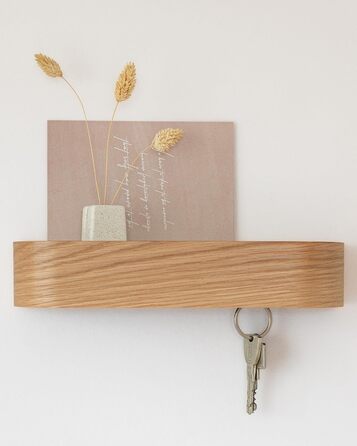 Kazai. Key board 'Fyndig' | Minimalist key hook design from Berlin | Modern key holder with shelf made of wood | Key shelf as hallway furniture for the wall | Oak, white (Oak)