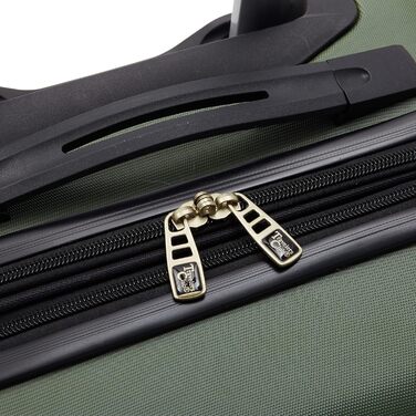 Чемодан валіза Travelers Club Chicago Hardside розширюваний спінер 20' Carry-On, колір Thyme Green