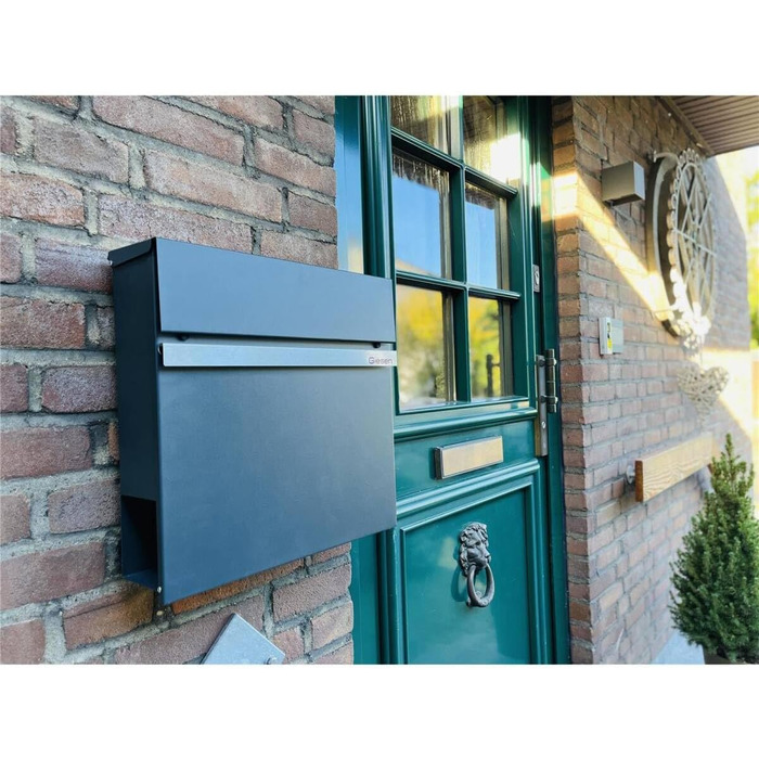 Поштовий ящик Metzler Stelio Anthrazit з газетницею та гравіюванням імені з нержавіючої сталі V2A - RAL 7016
