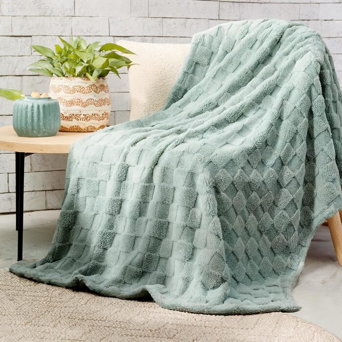 BEDSURE Плед м'який фланелевий, з вовни та флісу, для дивана, в шаховому візерунку, теплий плед для декору кімнати, м'який плед для дому, світло-коричневий (130 x 170 см)