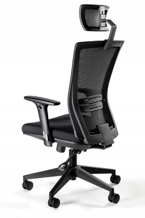 Ергономічне офісне крісло ERGONIC: чорне, обертове, з синхромеханізмом та підвищеним комфортом