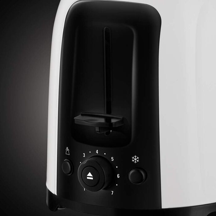 Електричний чайник Russell Hobbs My Breakfast 1.7л, 2200W з прихованим нагрівачем та фільтром від накипу