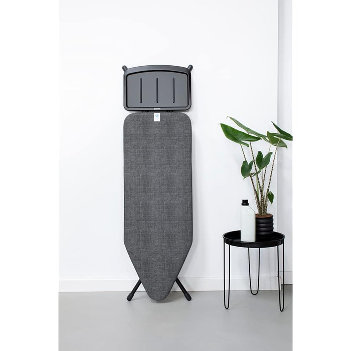 Прасувальна дошка Brabantia Jeansschwarz 124x45 см з підставкою для станції пари