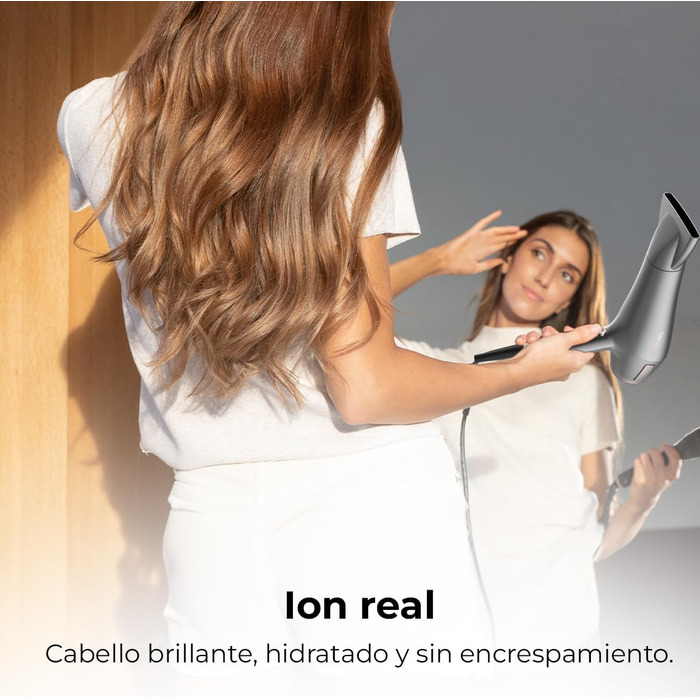 Фен Cecotec Bamba IoniCare Radiance: 2500W, DC-двигун, іонізація, 2 швидкості, 3 температури, концентрат., дифузор