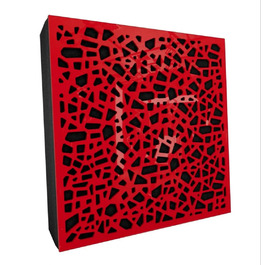 колір: червоний глянцевий пластик