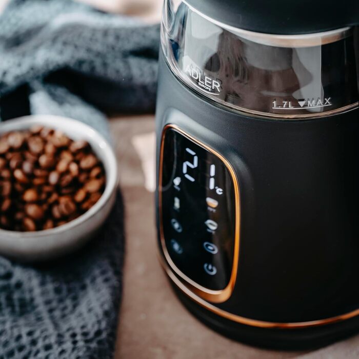 Електричний чайник Adler з регулюванням температури 2200W, 1.7L з LED-дисплеєм та сенсорною панеллю, 5 температурних програм, функція підтримання тепла, фільтр, чорний, золотий