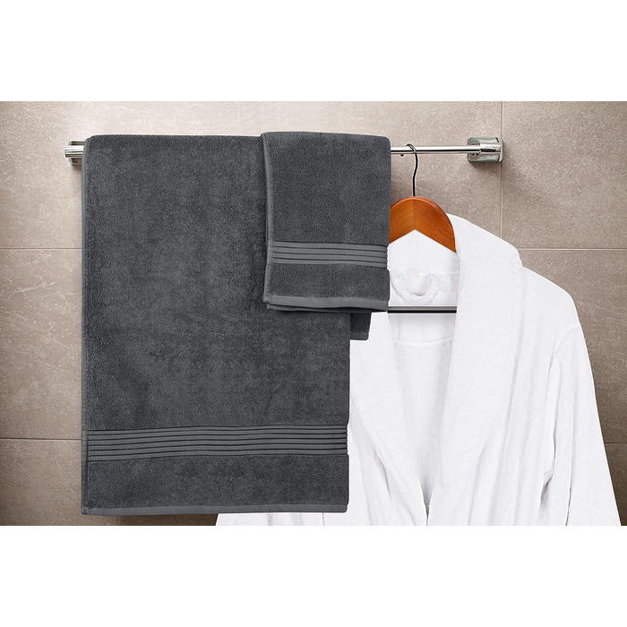 Utopia Towels 4-Piece Luxury Bath Towel Set, (68x137 cm), 100% Ring-Spun Cotton, 600 g/m², Lightweight and Highly Absorbent, Gym, Spa, and Hotel (black)