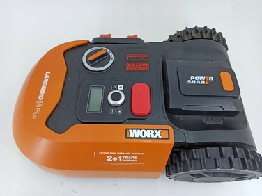 Робот-газонокосарка Worx Landroid M500+ WR165E для площі до 500 м², 120 хв