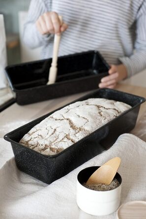 Riess, 0638-022, Professional Baker's Baking Pan, King Cake Mold, Capacity 1.7 Liters, Height 7.8cm, Width 10cm, Length 30cm, Enamel, Black, Bread Baking Pan, Induction, Enamel Baking Pan, Loaf Cake Pan