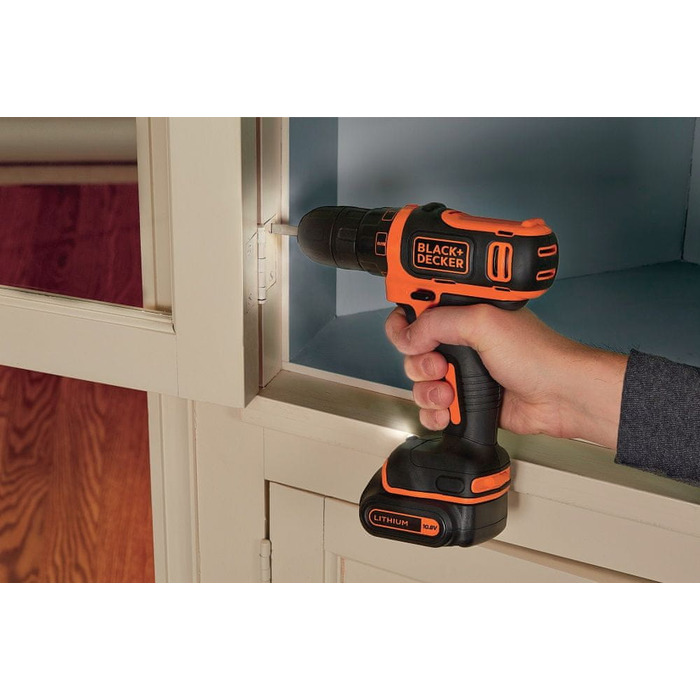 Акумуляторний шурупокрут Black+Decker BDCDD12 10,8 В