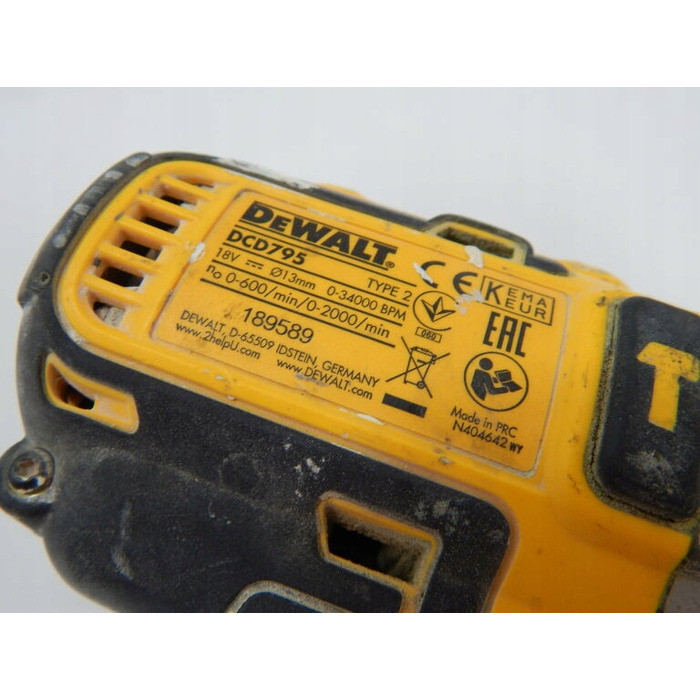 Акумуляторний шуруповерт DeWalt 18 V DCD795D2